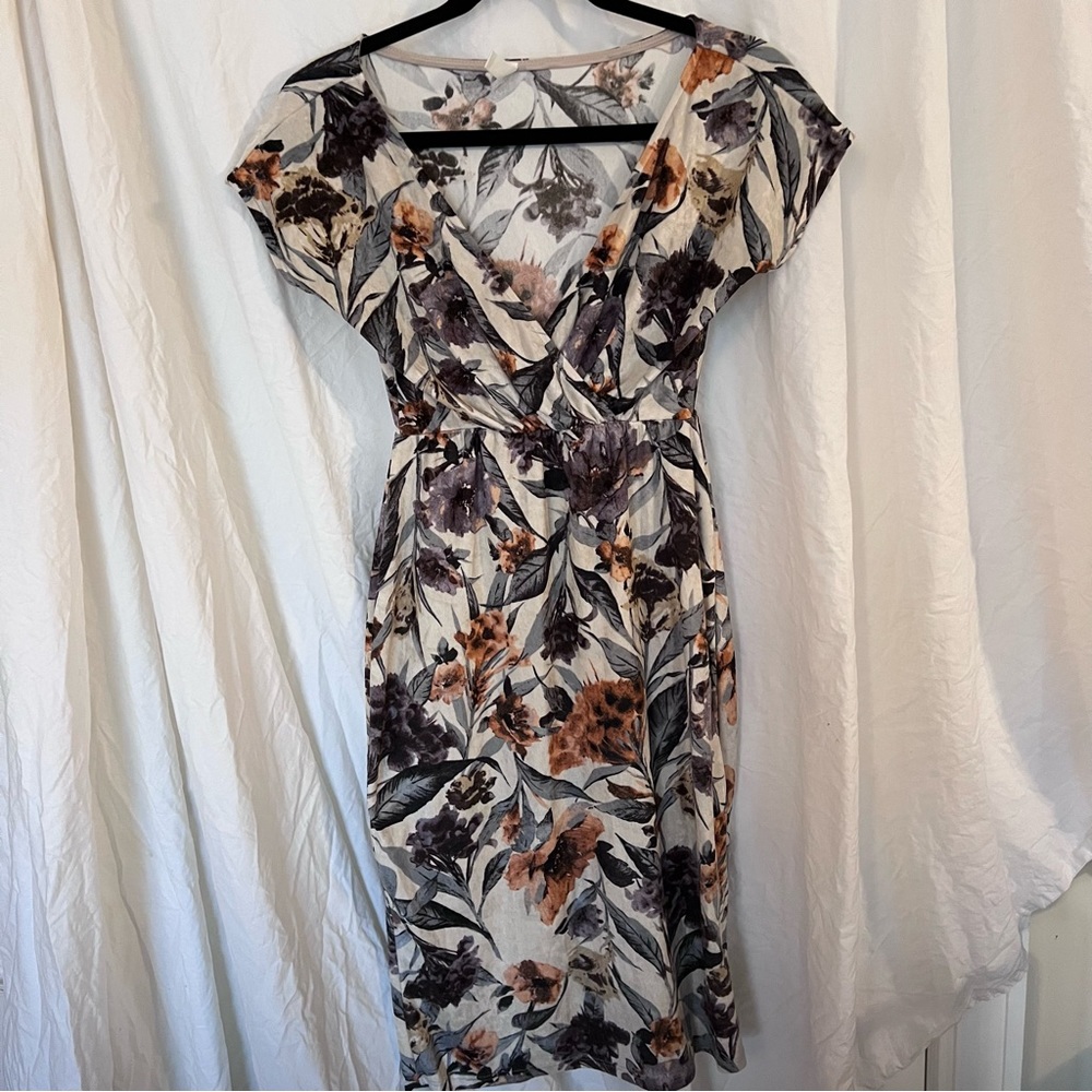 Maternity Pinkblush floral fitted wrap dress size s